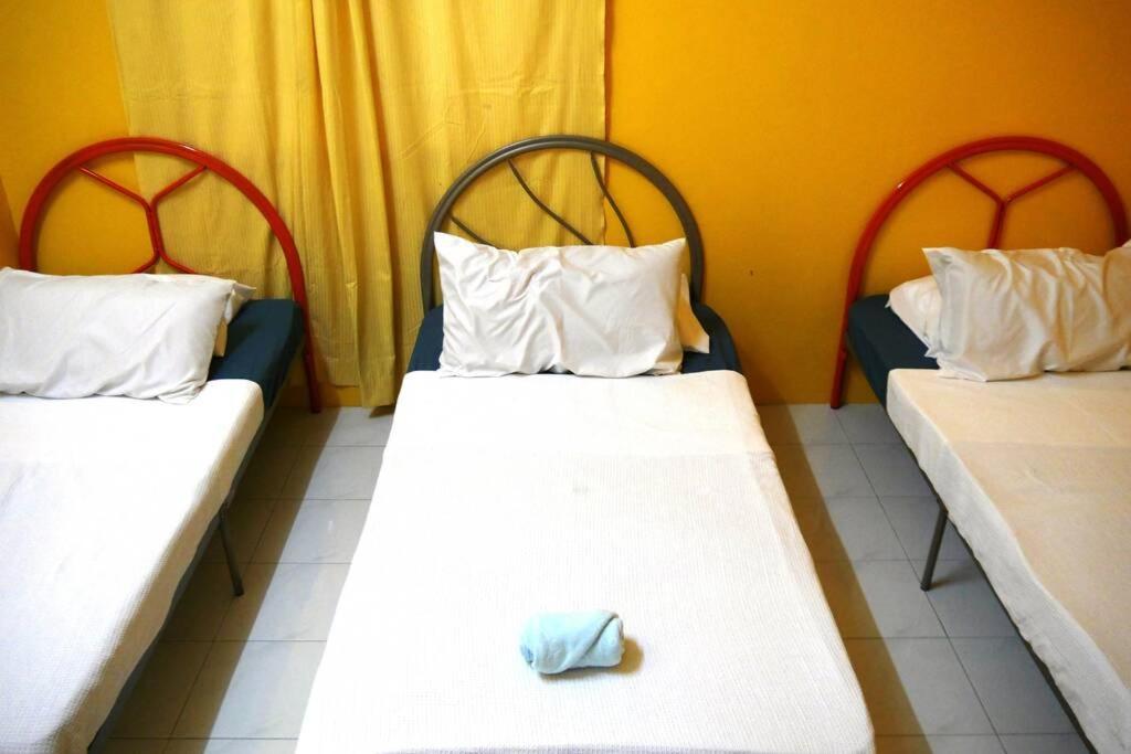 Apartment Colourful - Kuala Selangor